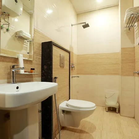 Airport Delhi Aerocity Inn Plaza New Delhi Exterior photo